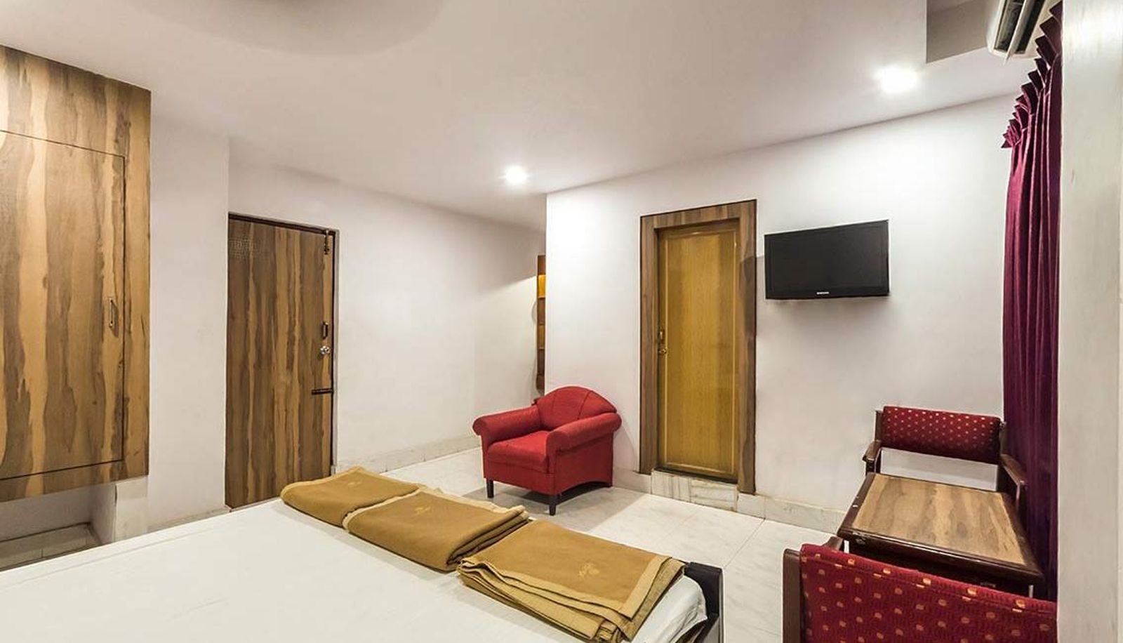 Info - Konark Lodge