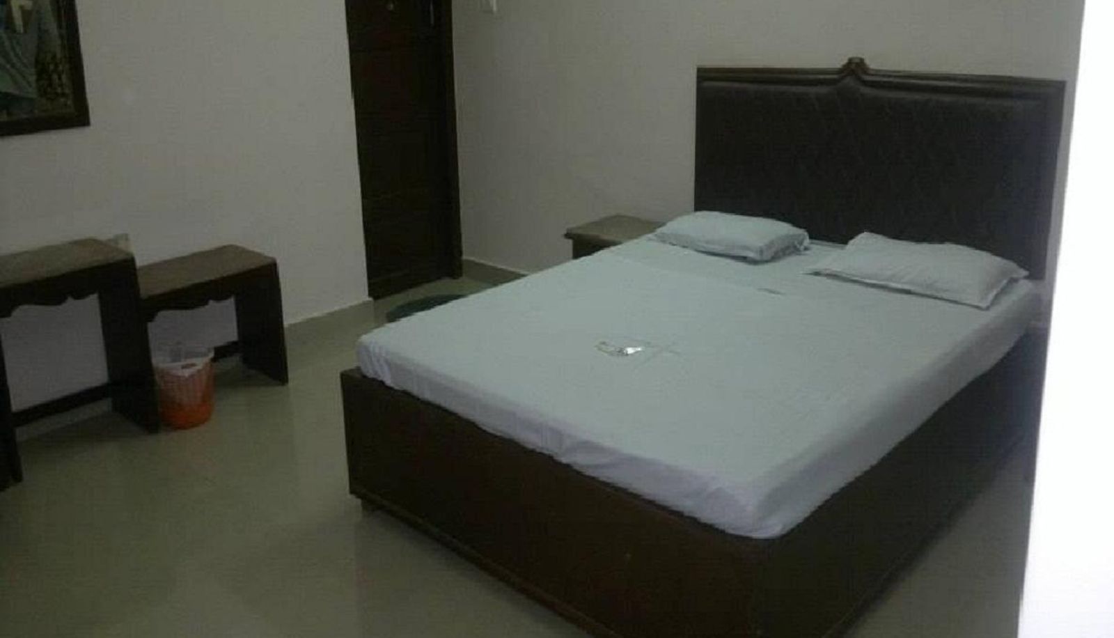 Info - ALLSEASON GUEST HOUSE