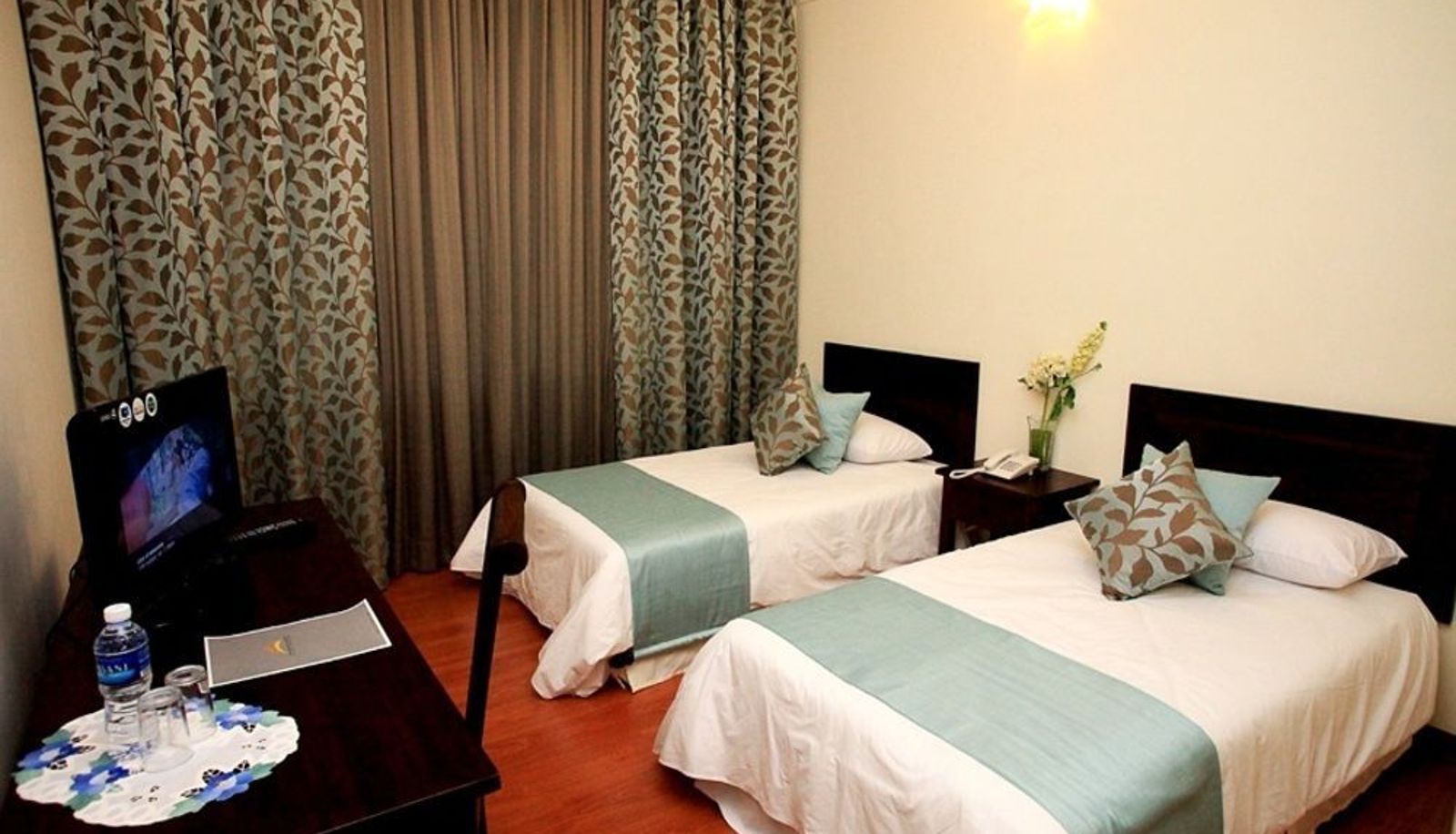 Standard room - ēRYA by SURIA Janda Baik