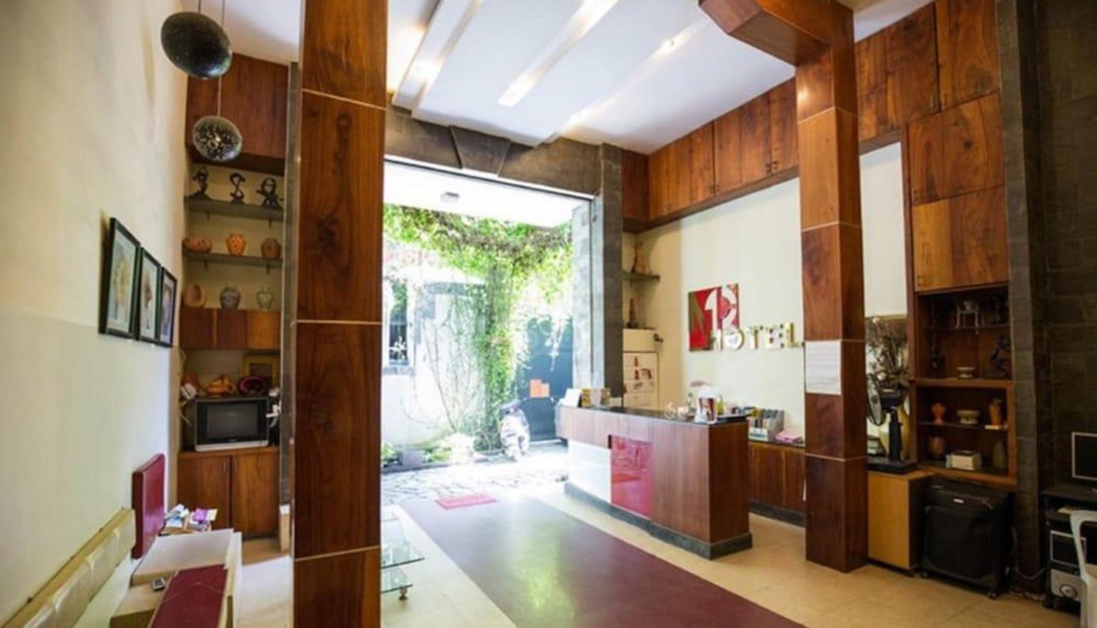 Hall - Minh Chau Hotel