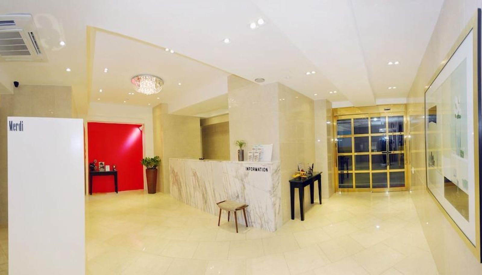 Salón - Merdi Hotel