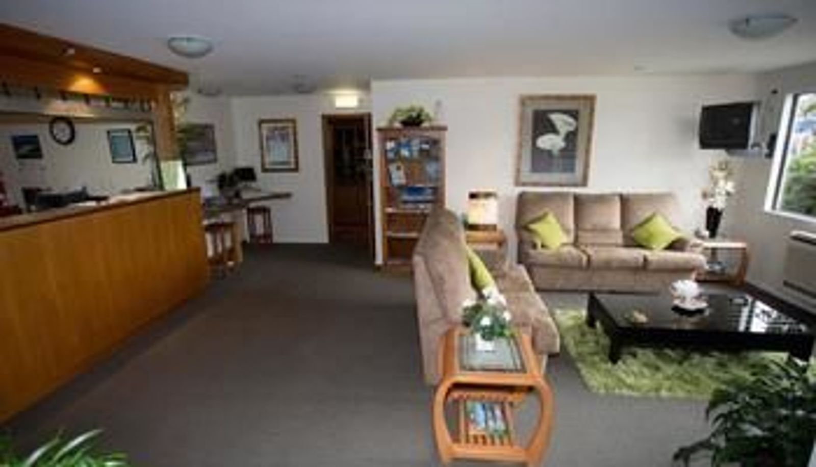 Info - The Lodge