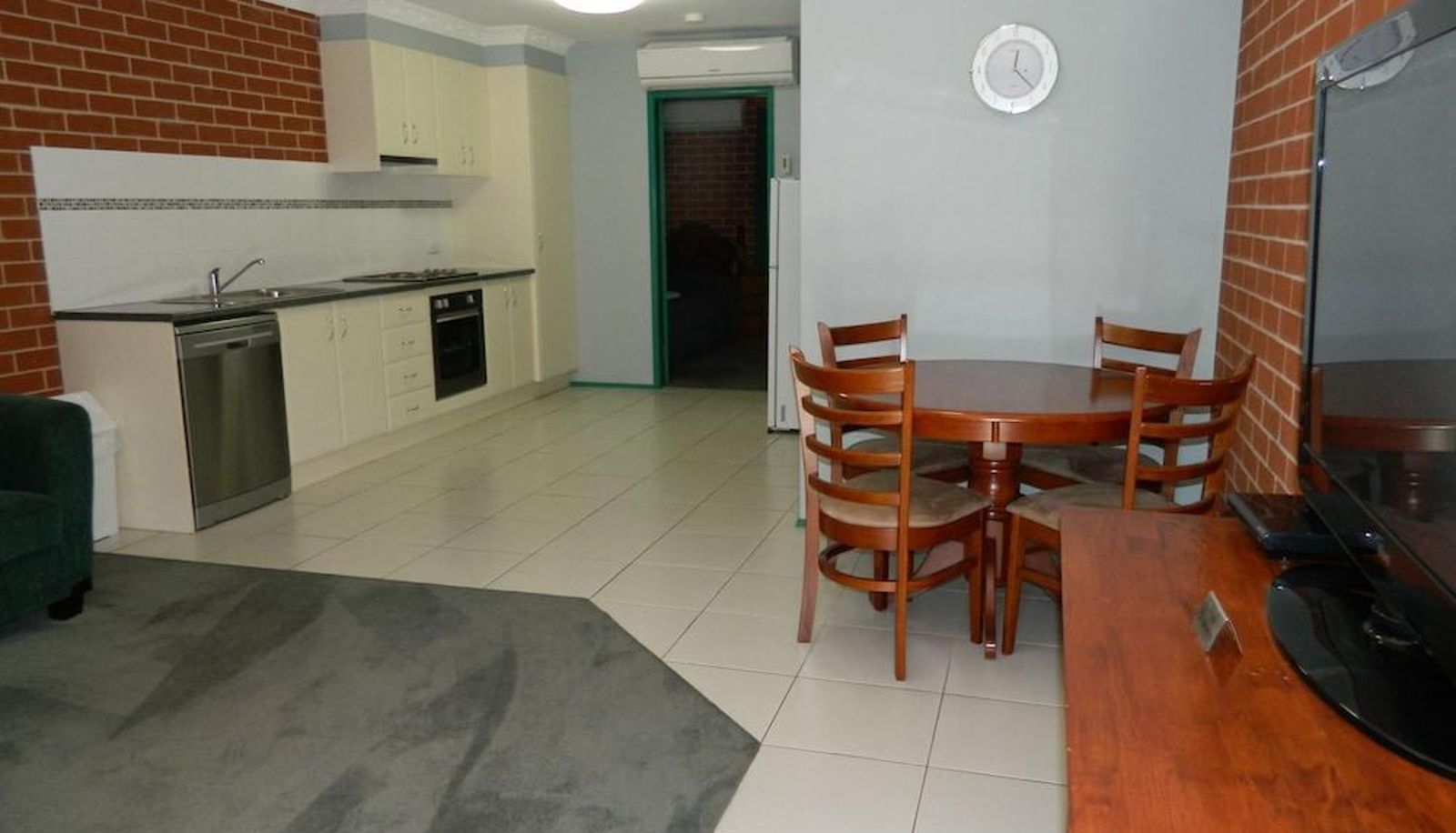 Info - The Roseville Apartments