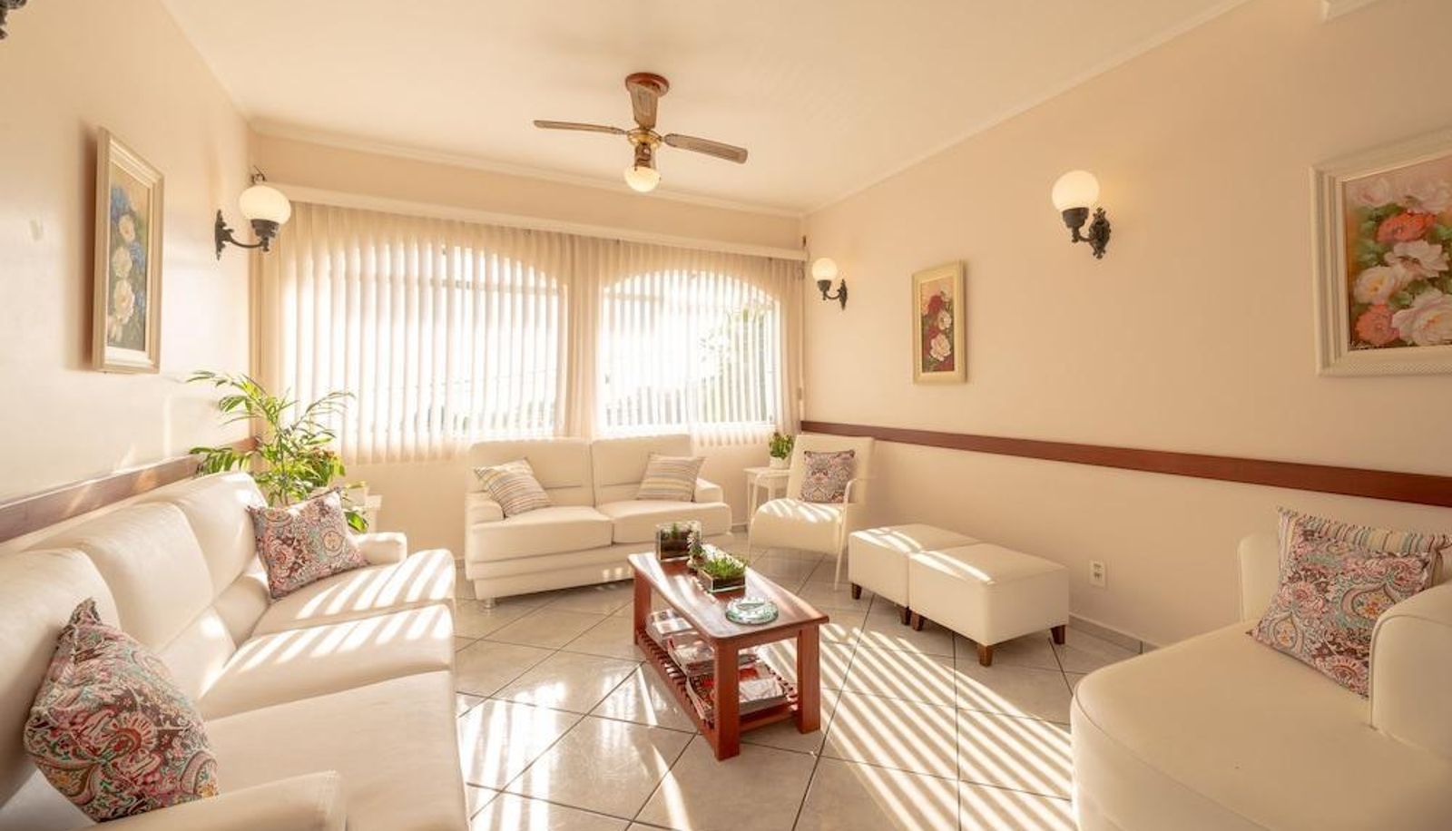 Hall - Hotel Guanumbís