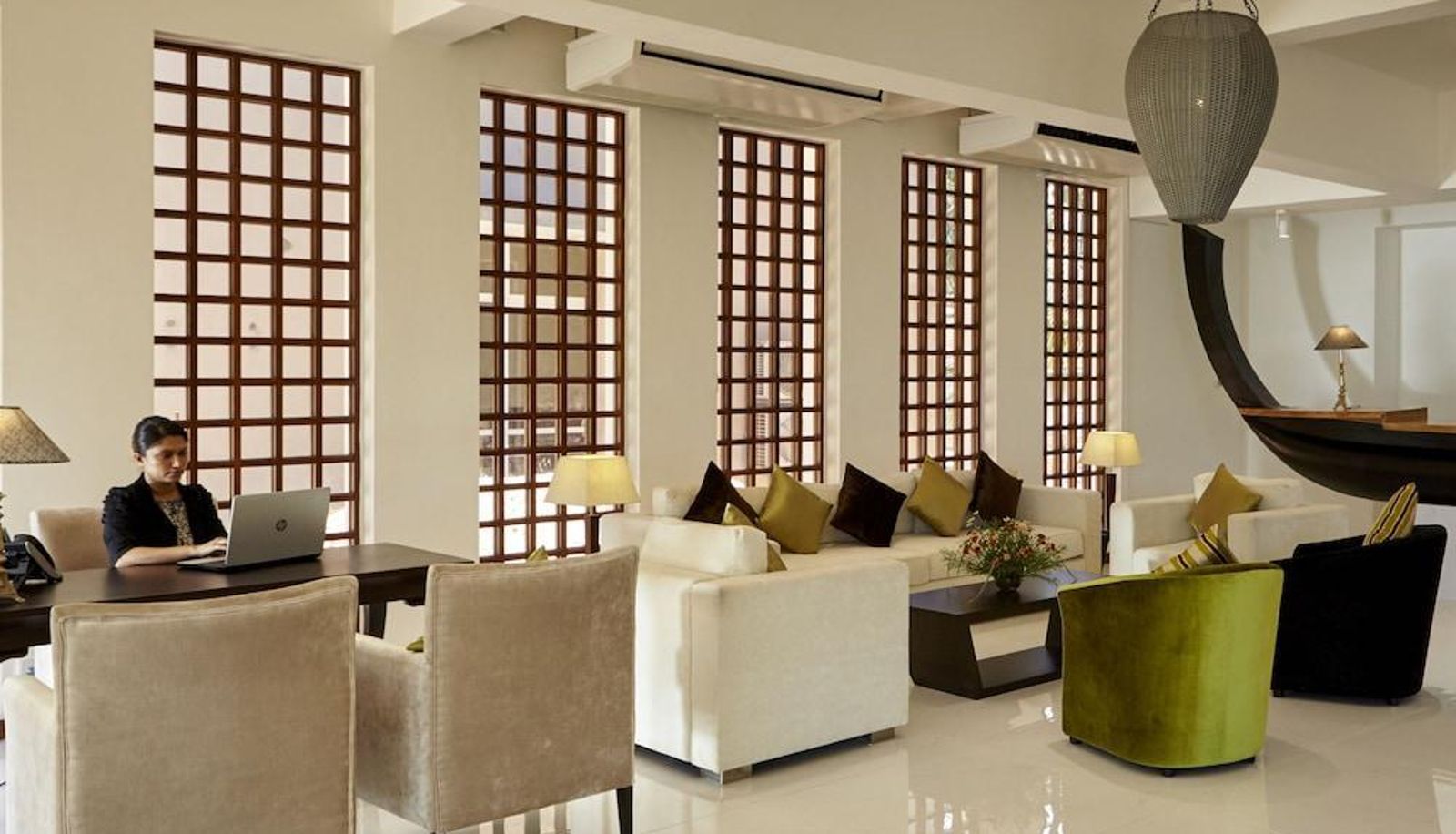 Lobby - Amaranthe Bay
