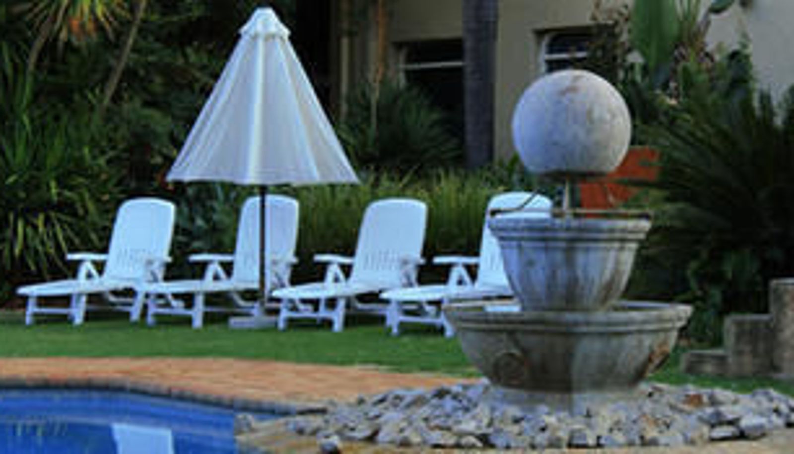 Terrace - Kitty Hawk Lodge