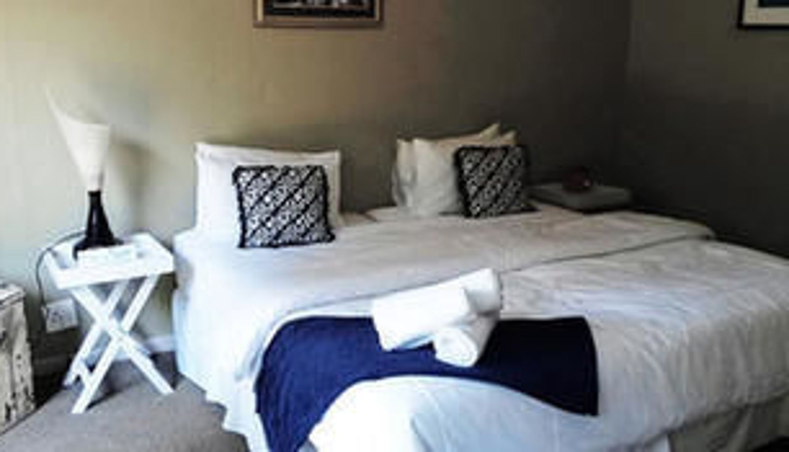 Standard room - Kitty Hawk Lodge