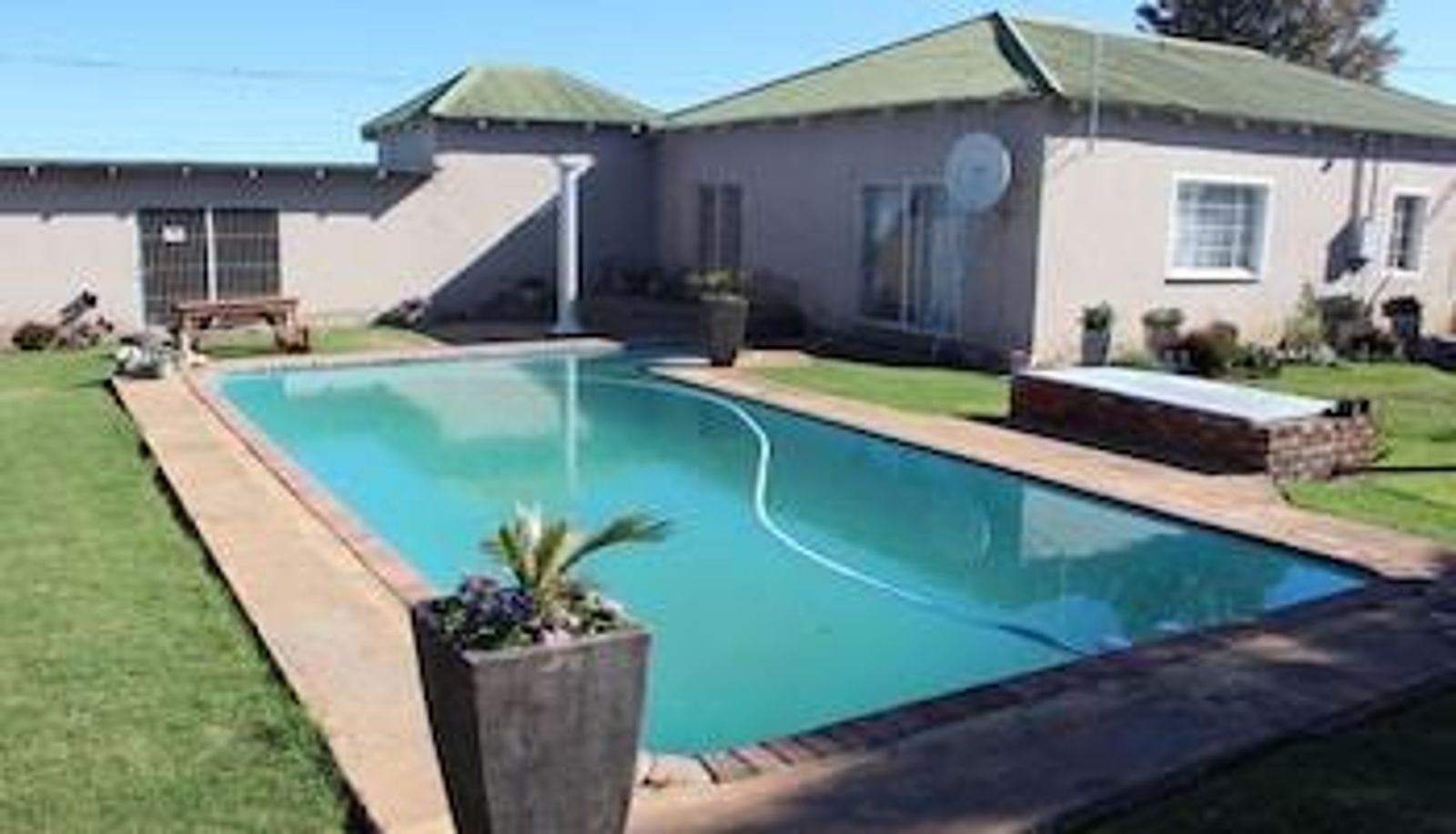 Pool - Lodge Linga Longa