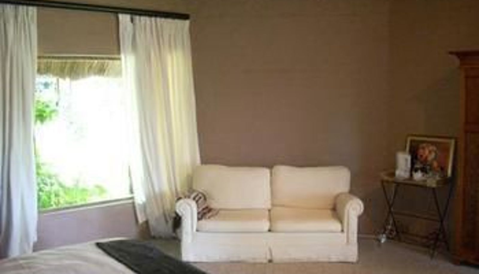 Info - Pleasant Places Country Guest House