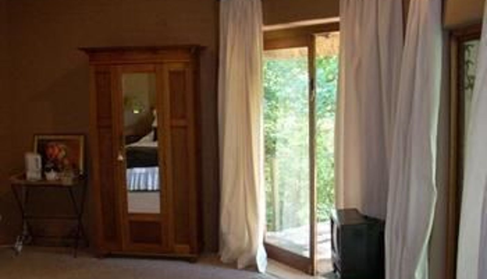 Info - Pleasant Places Country Guest House