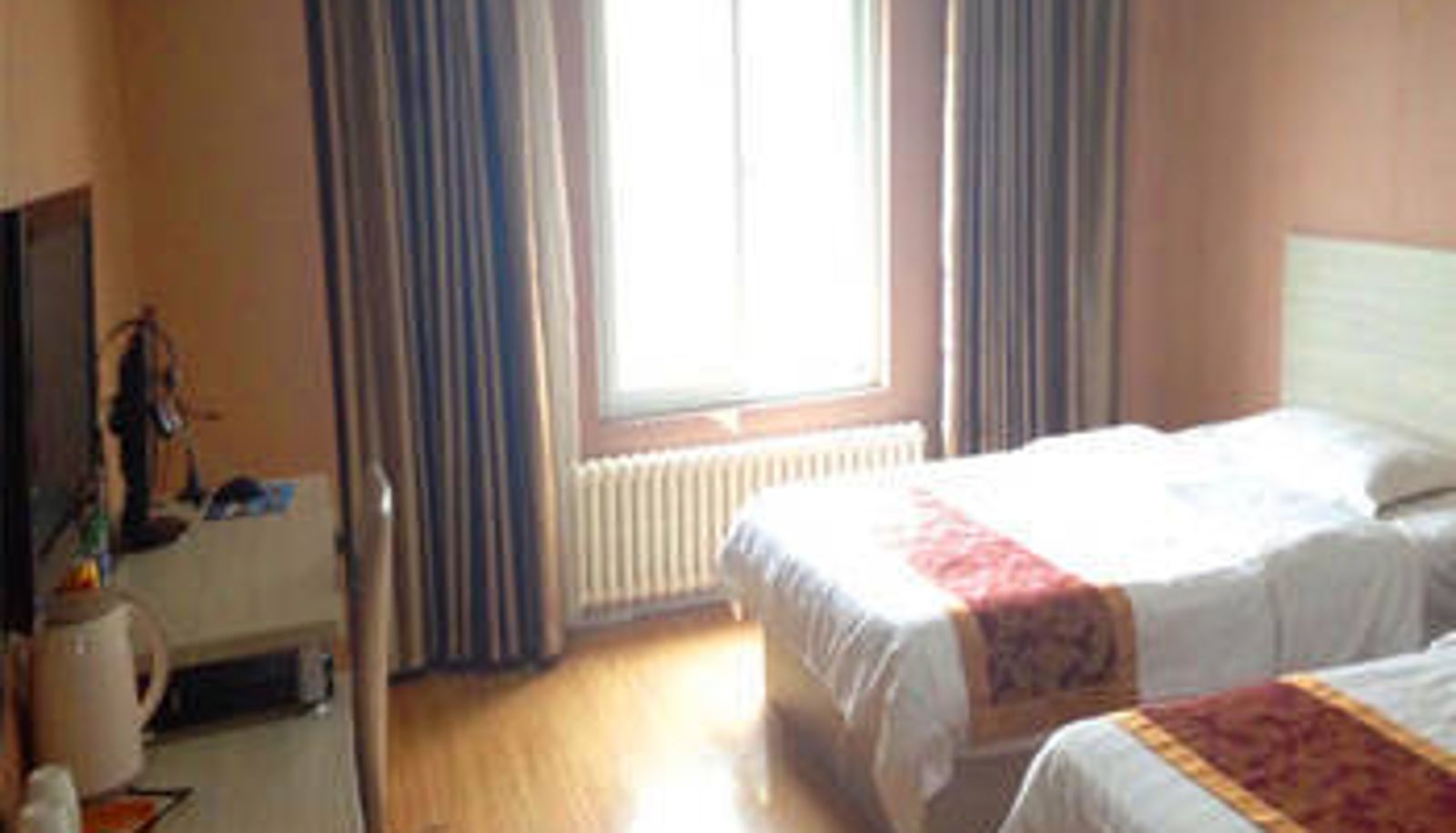 Zimmer - 99 Hotel