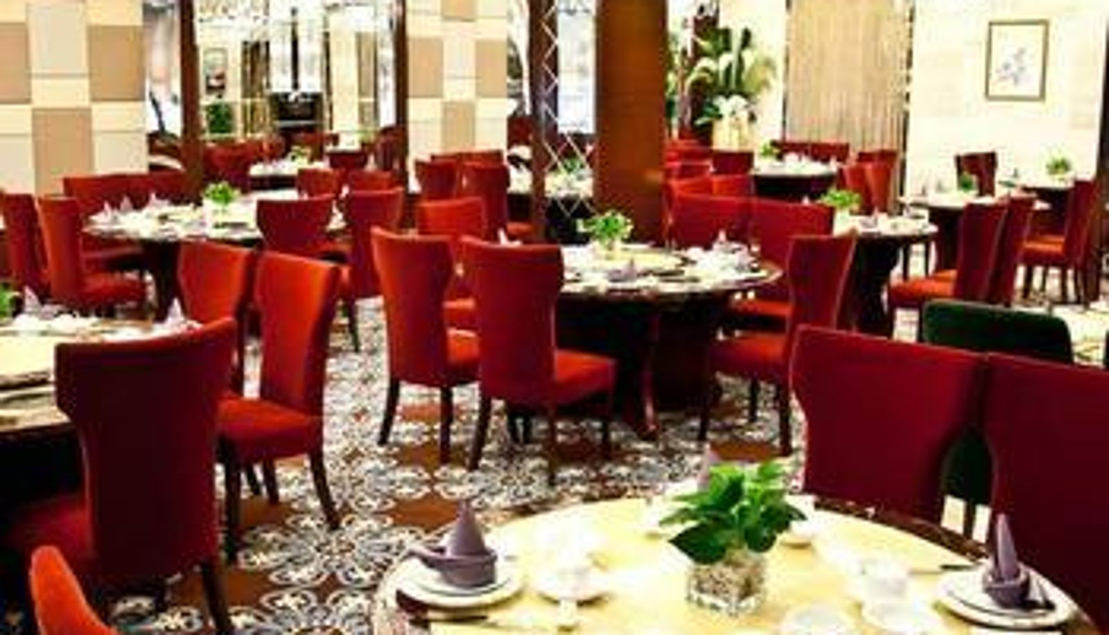 Frühstücksraum innerhalb des Restaurants - Shen Jia Men Hotel
