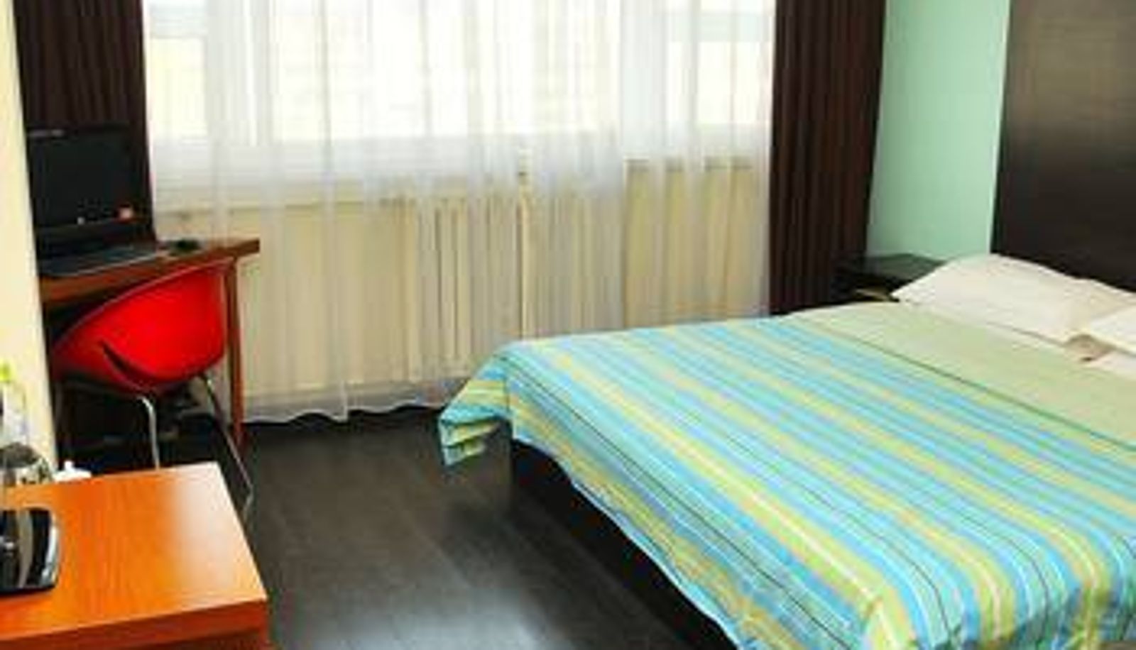 Zimmer - Super 8 Hotel Zibo Tongqian