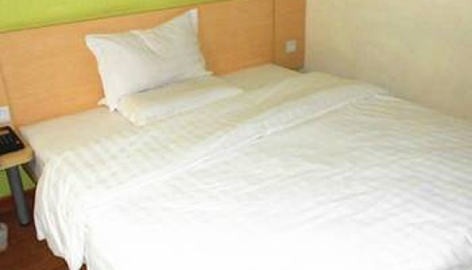 Zimmer - Yinchuan 7 Days Inn - Gulou Pedestrian Street
