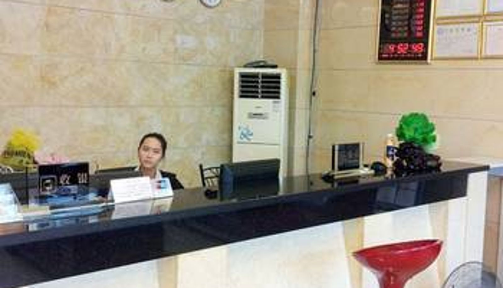 Salón - Yihao Business Hotel Yulin Chengzhan Road