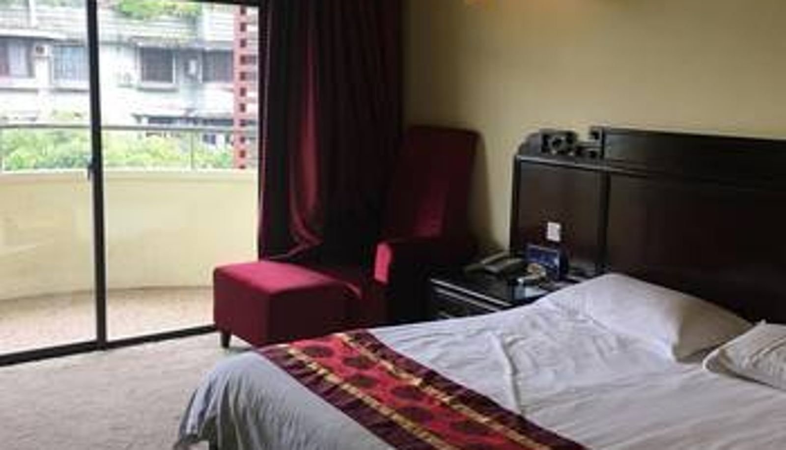 Camera - Guilin Xiangshan Business Hotel