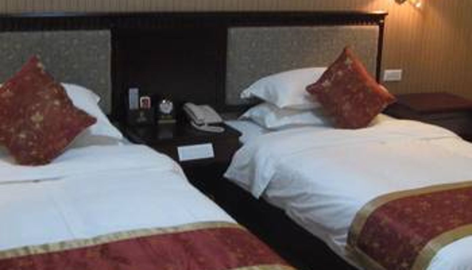 Room - Golden Family Apartment Hotel