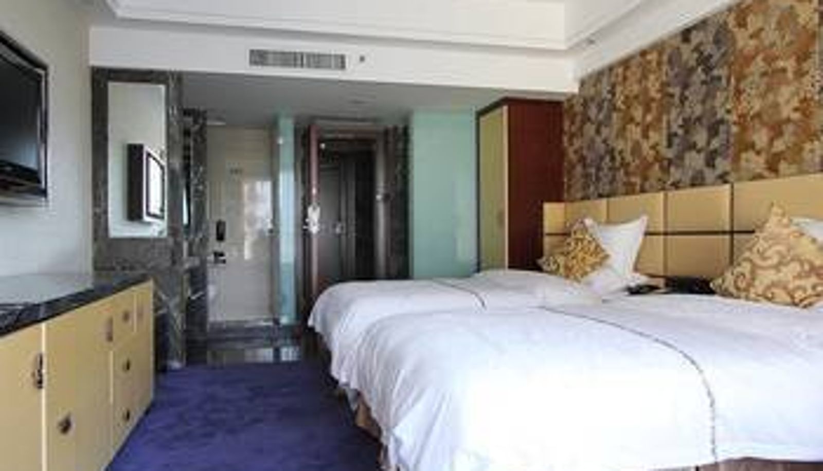 Zimmer - Jun Ya Zhou Ji Hotel