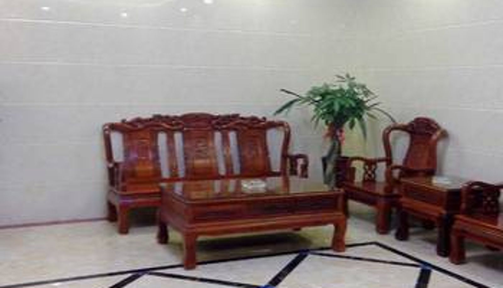 Hal - Renhui Hotel