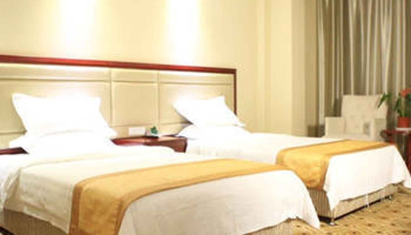 Zimmer - China Dutch court Traders Hotel