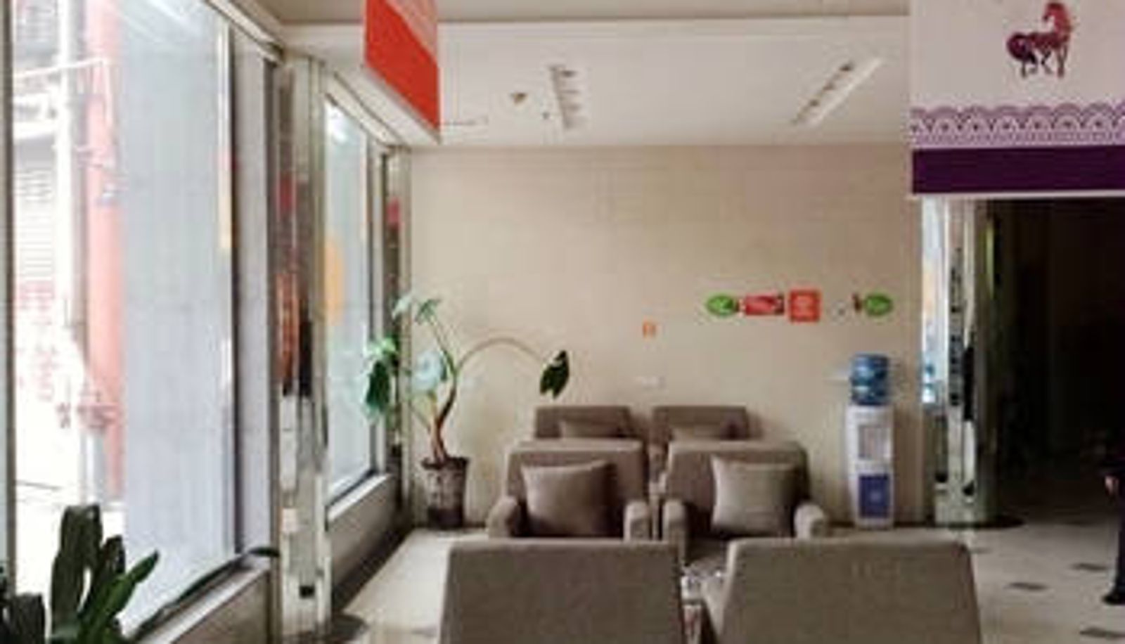 Lobby - Ellen Hotel