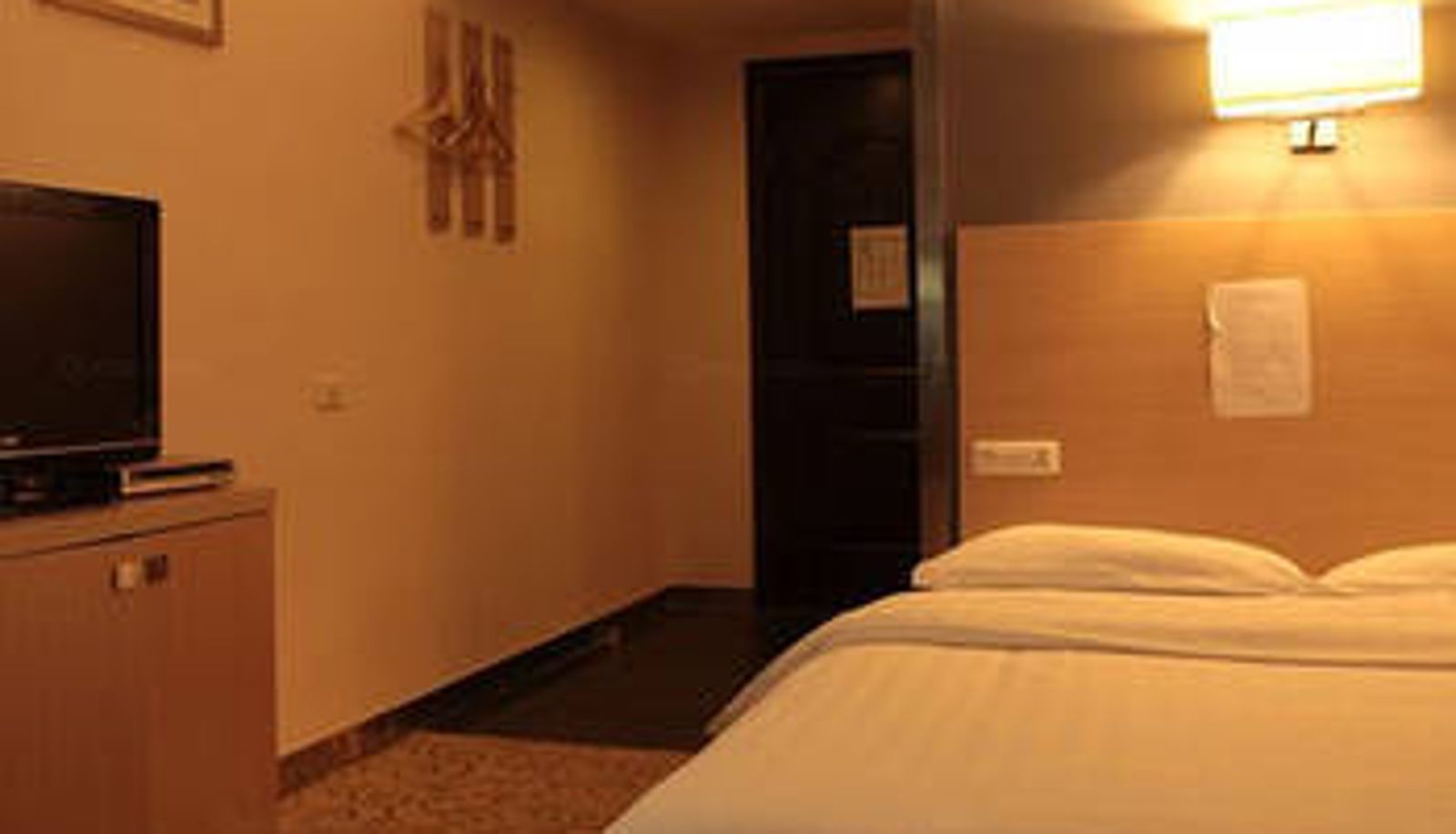 Camera - Jintong Business Hotel