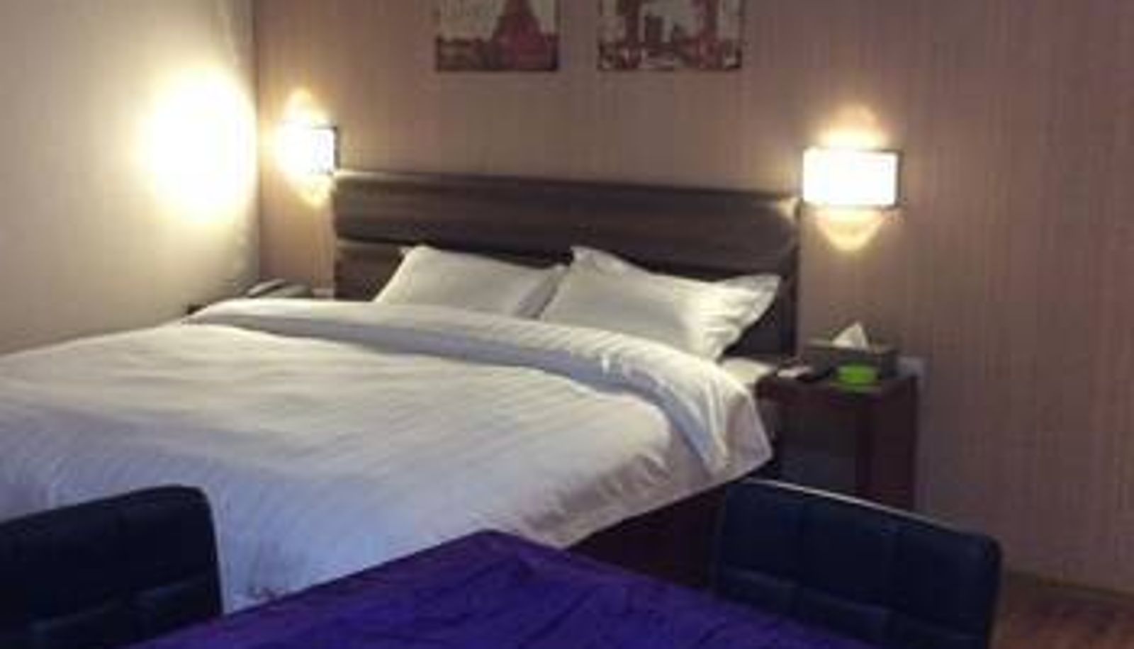 Zimmer - Zhanjiang Van Gogh Theme Hotel