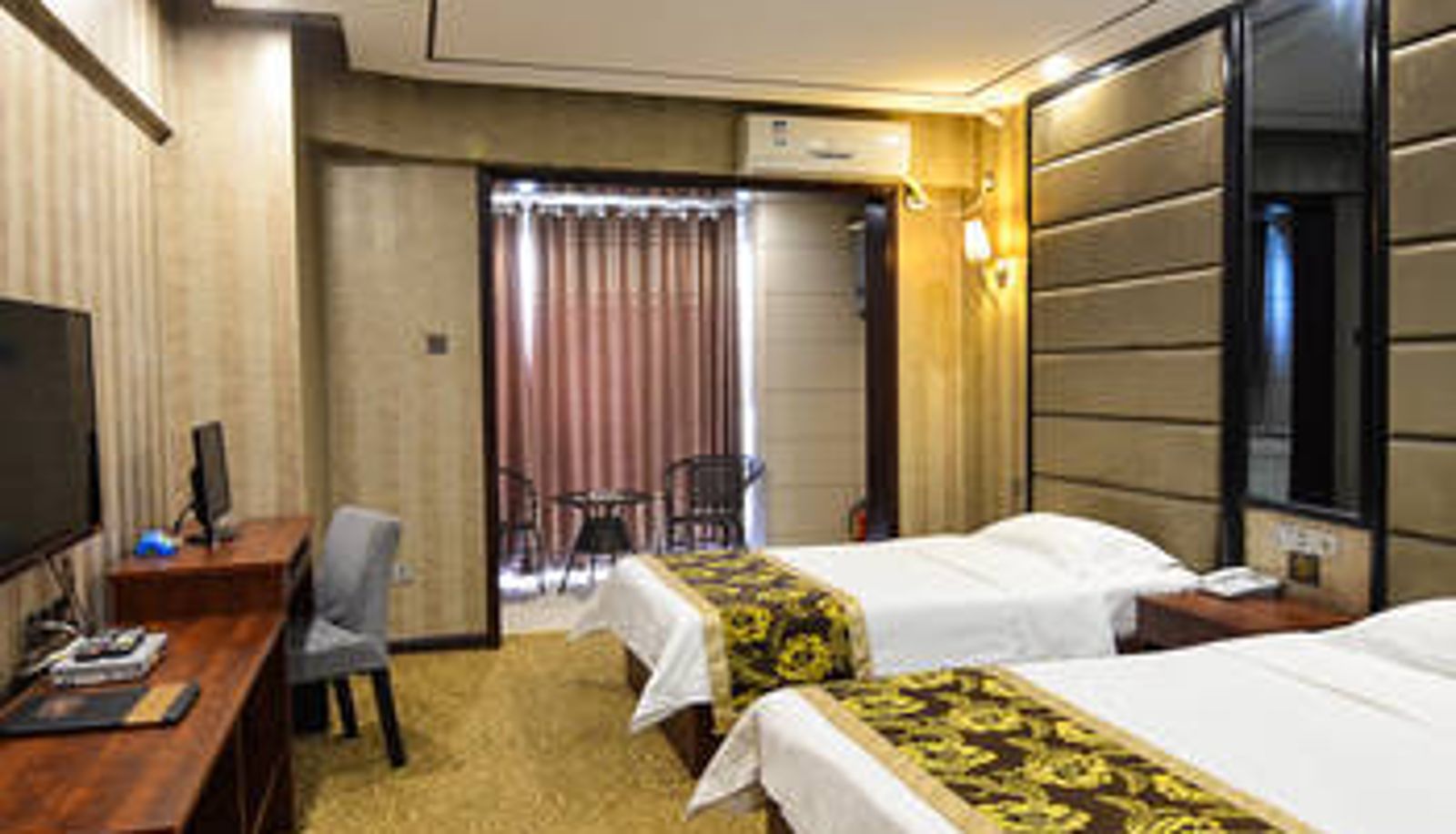 Room - Luoyang Fengtaihaodi Theme Hotel
