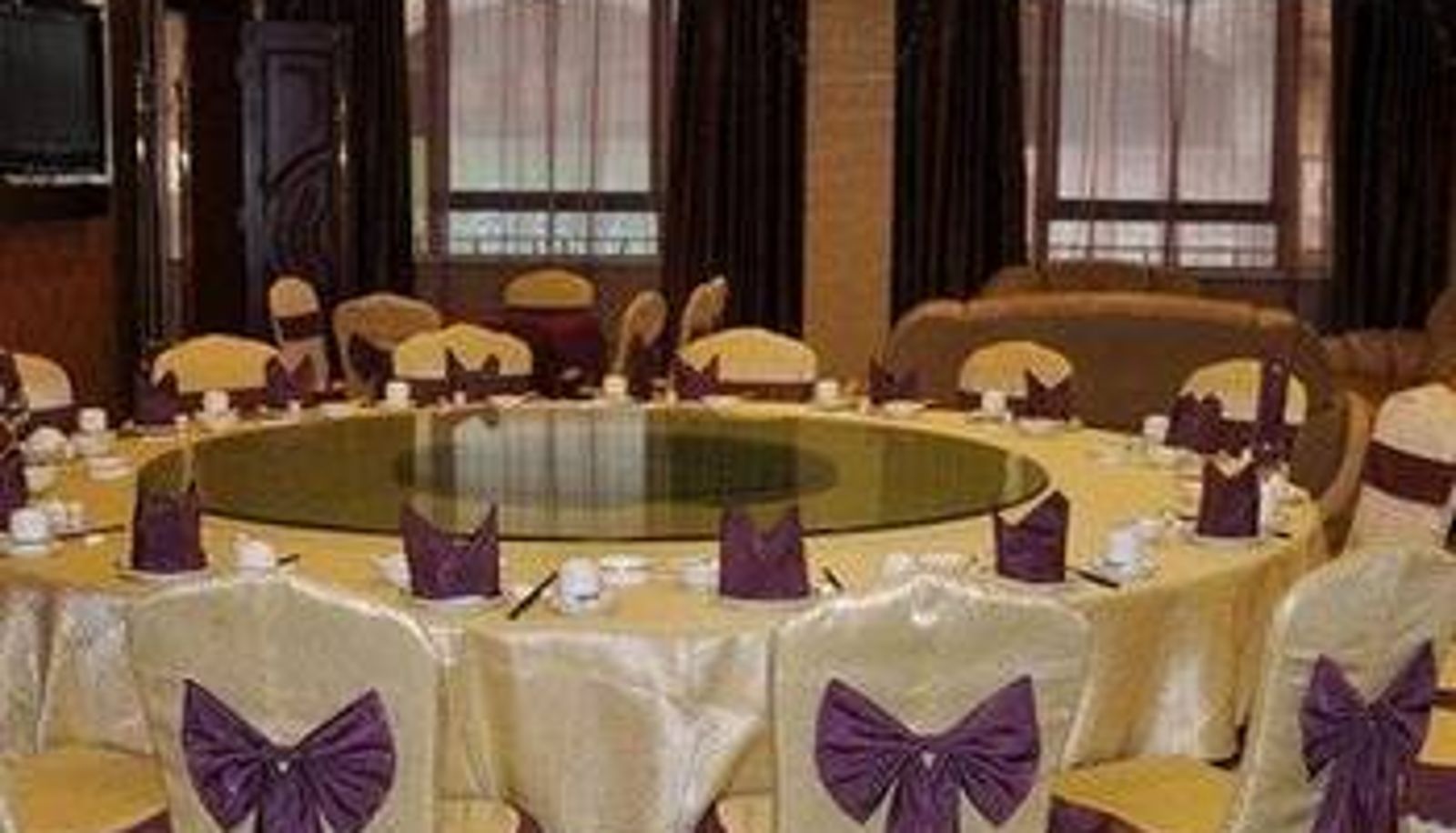 Salle de petit-déjeuner dans le restaurant - Wanhao Hotel