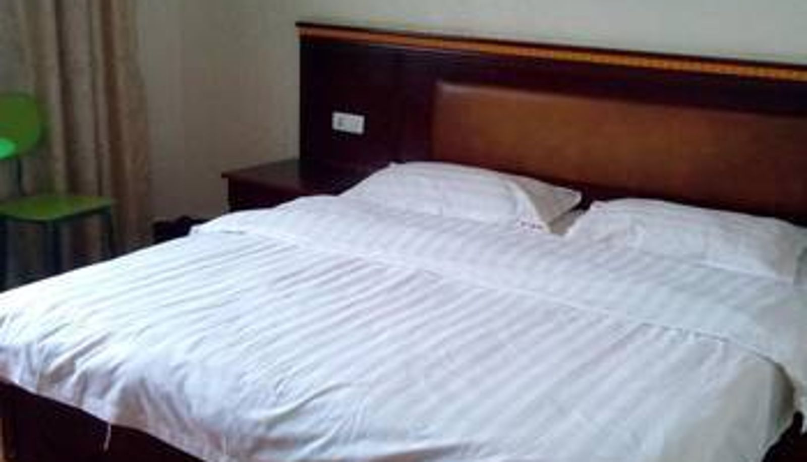 Zimmer - Qifei Hotel