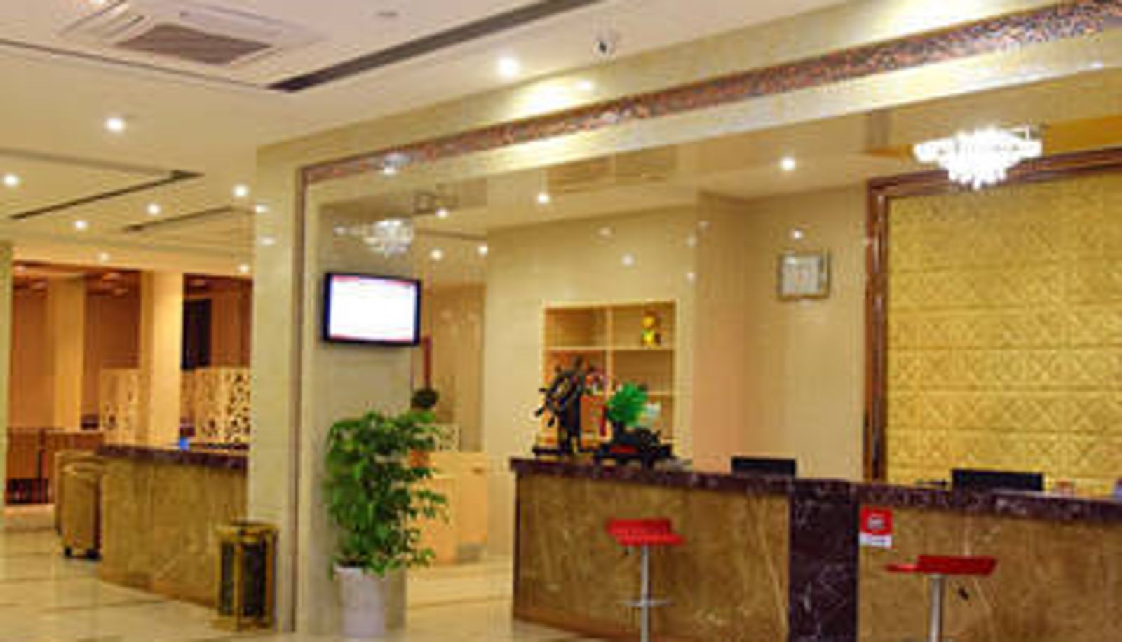 Lobby - 铜陵丽港商务宾馆