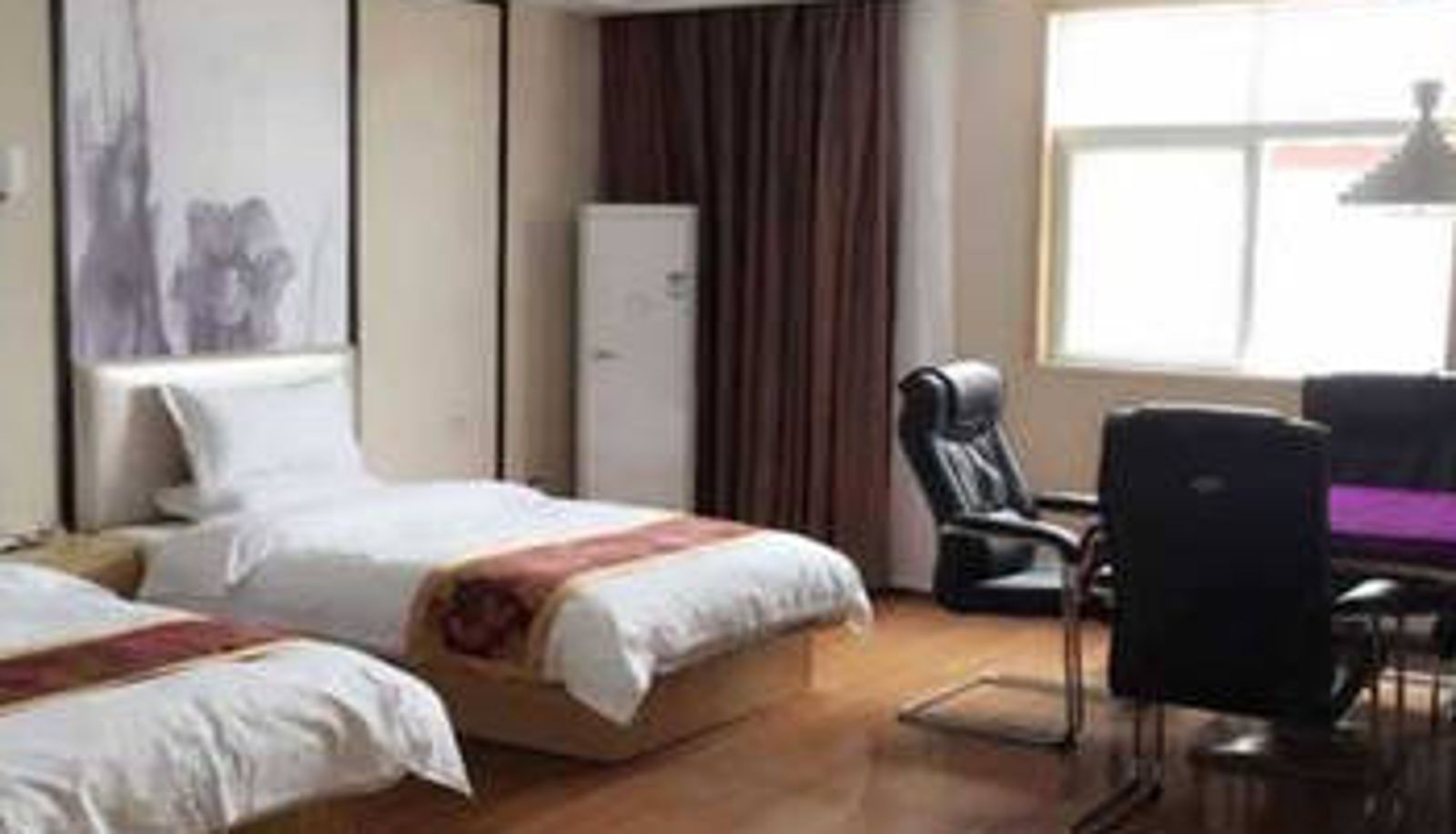 Camera - Luoyang Tiantian Fashion Theme Hotel