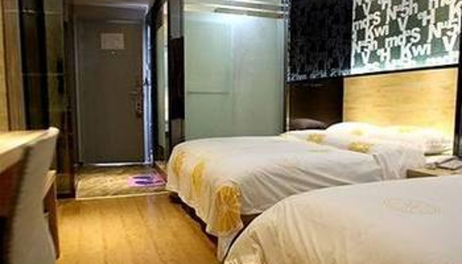 Habitación - One Night Chain Hotel