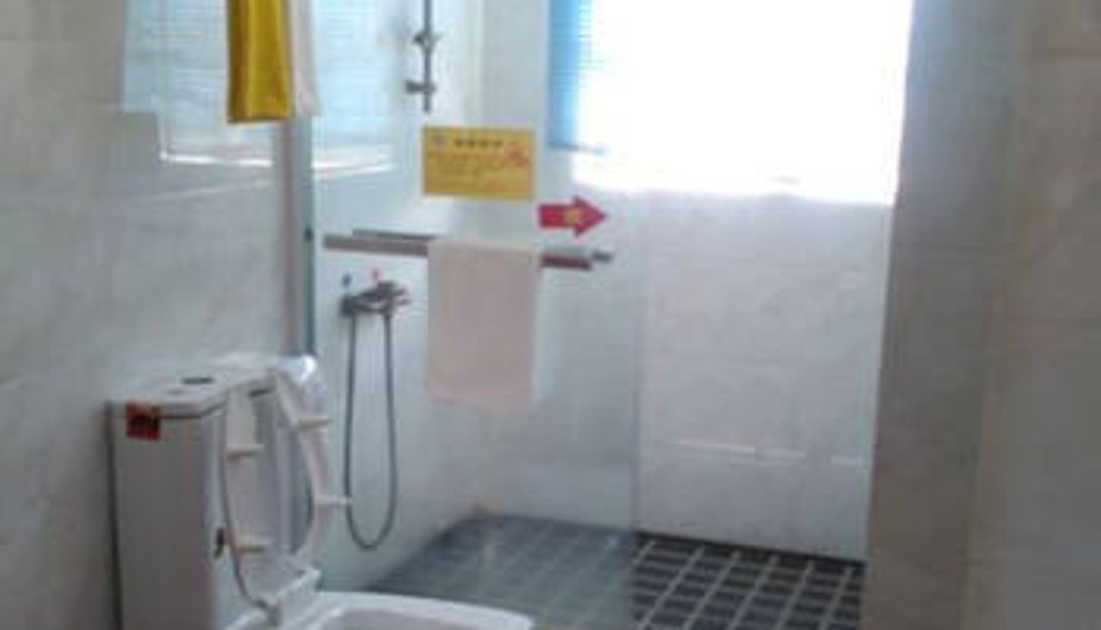 Room - Ren Renshun Hotel