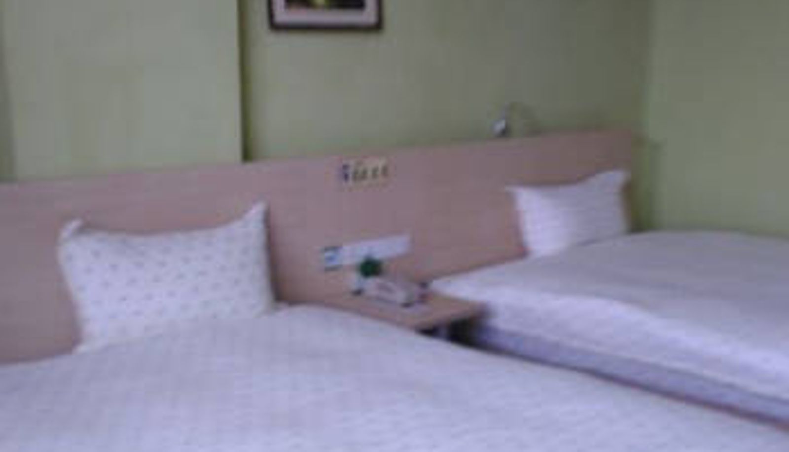 Room - Ren Renshun Hotel