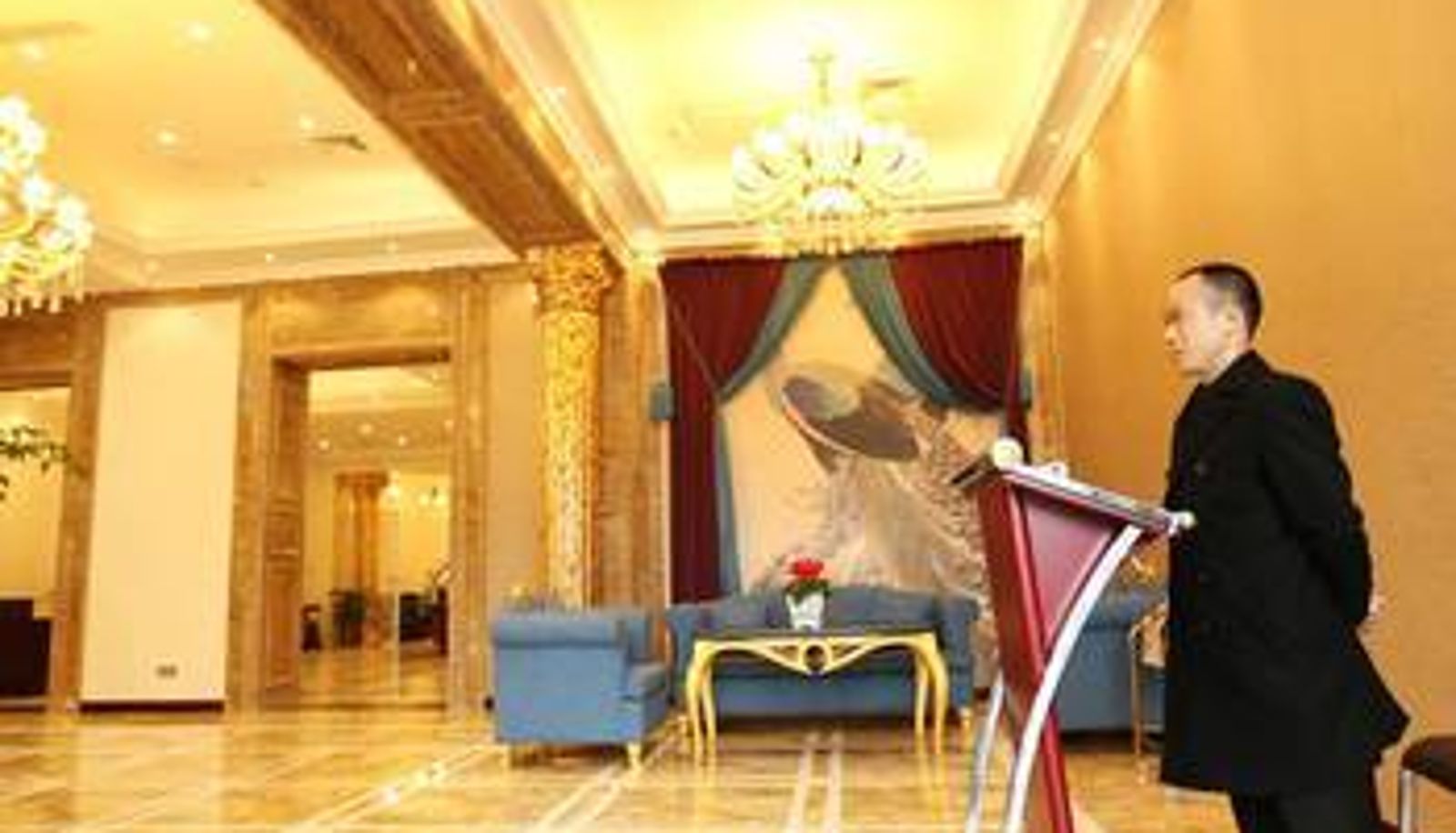 Hall - Platinum Hotel