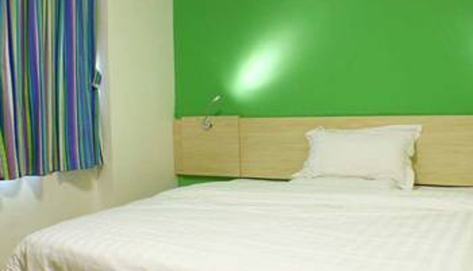 Zimmer - 7 Days Hotel (Shaoguan Renhua Danxia Mountain Branch)