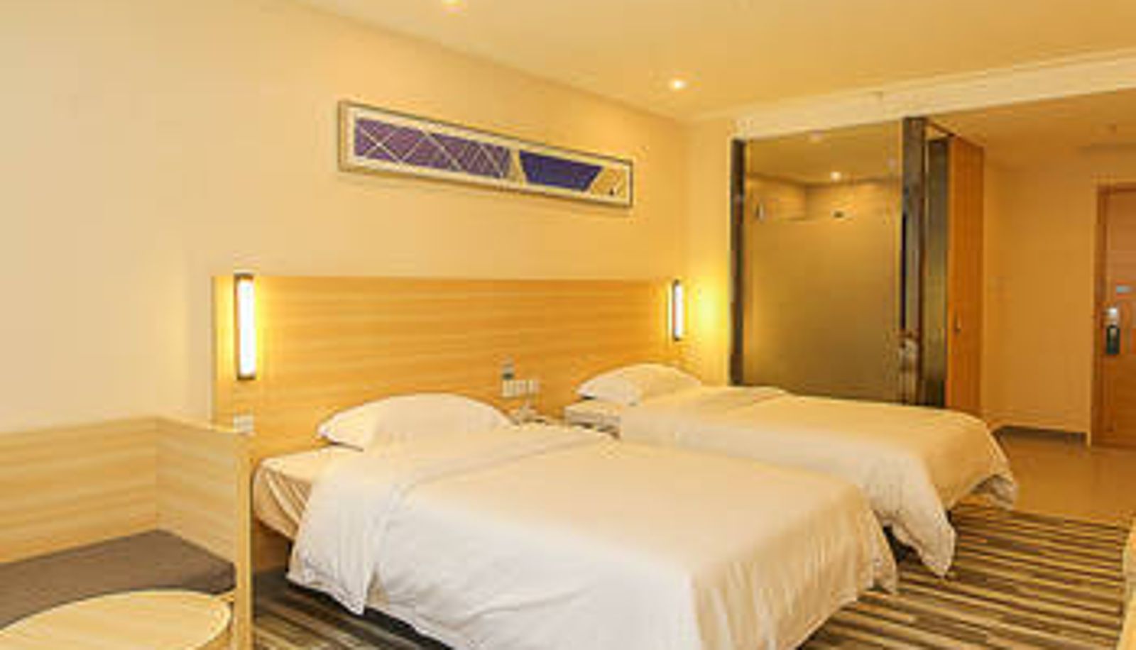Habitación - Urban Convenient Hotel (Haikou Wanghai Qilou Old Street Branch)
