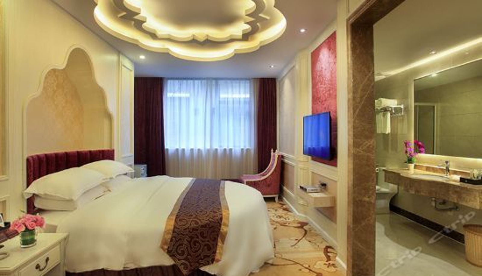 Camera superior - Shengshi Hotel