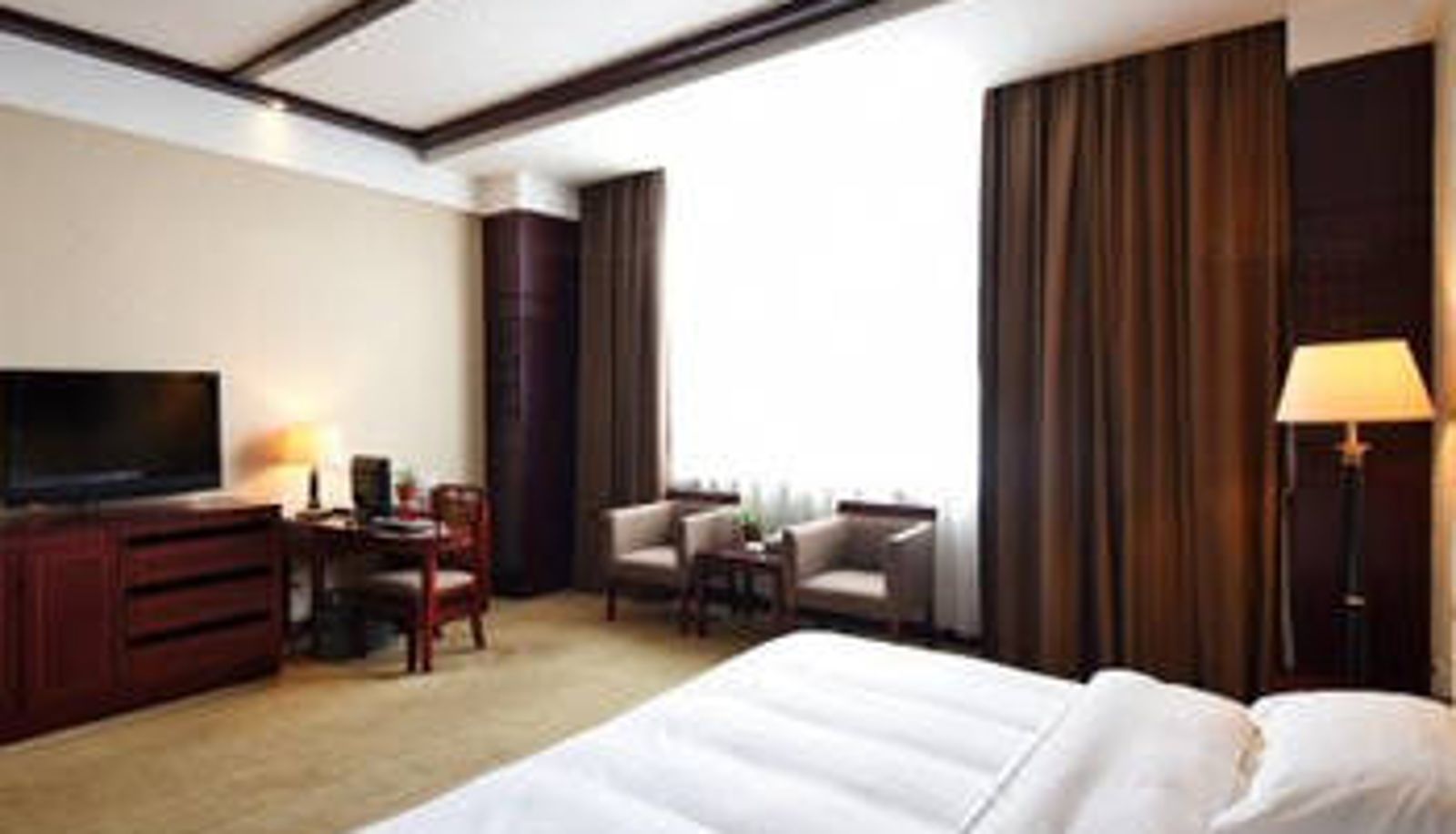 Room - Kaiyuan Xincheng Hotel