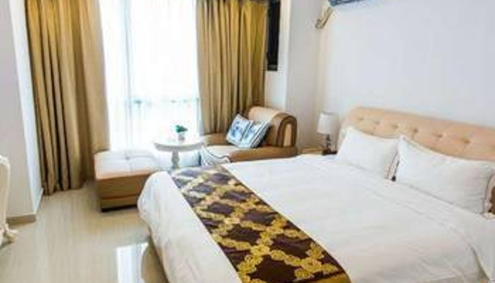 Camera - On the Road Boutique Apartment (Jiangmen Wanda Store)