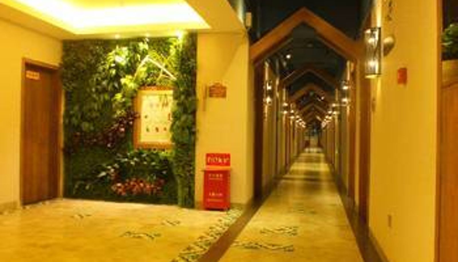 Hall - Jiajie Yougu Inn (Haikou High Speed Railway East Station Store)