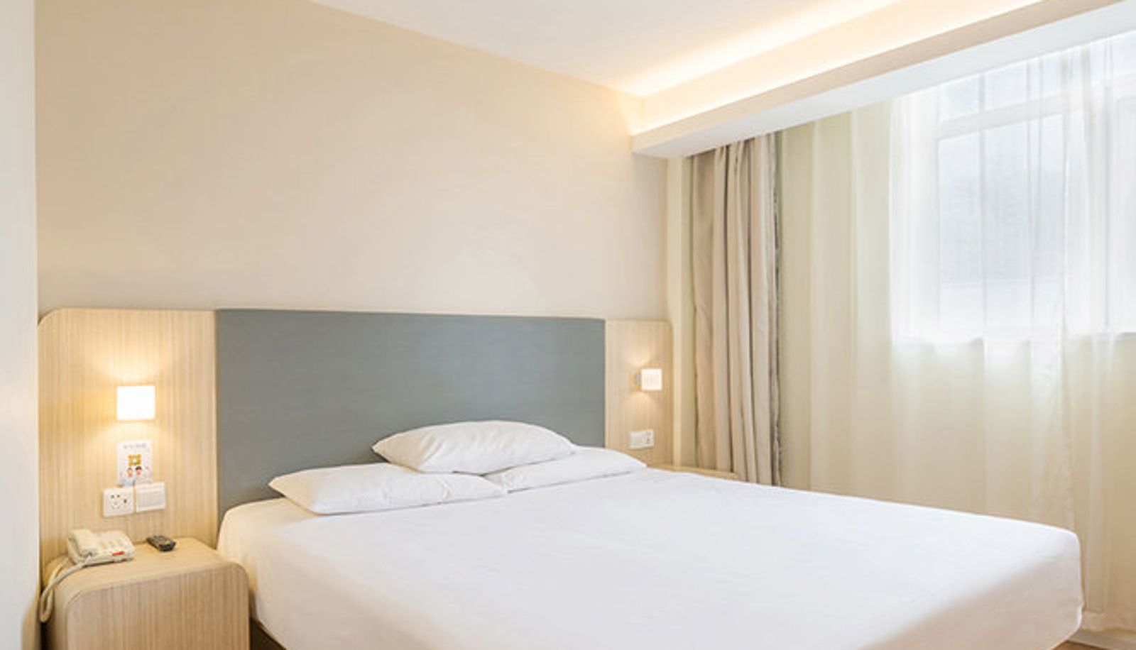 Standard room - Hanting Shanghai North Bund Dalian Road（Domestic Only）