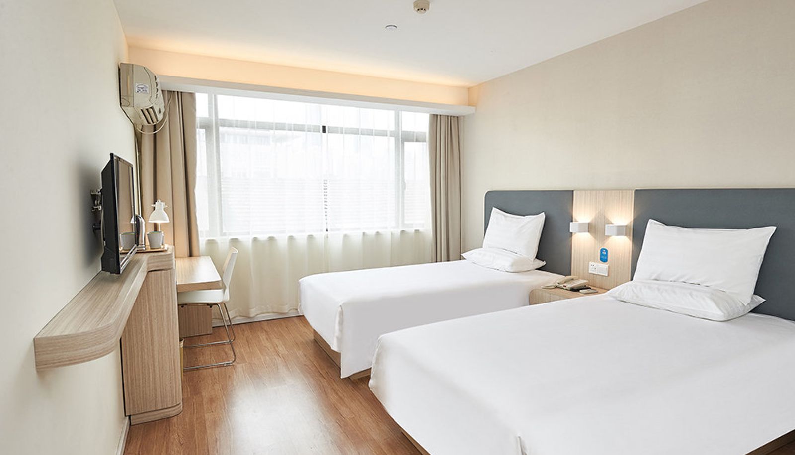 Camera standard - Hanting Qingdao Taidong Weihai Road Hotel