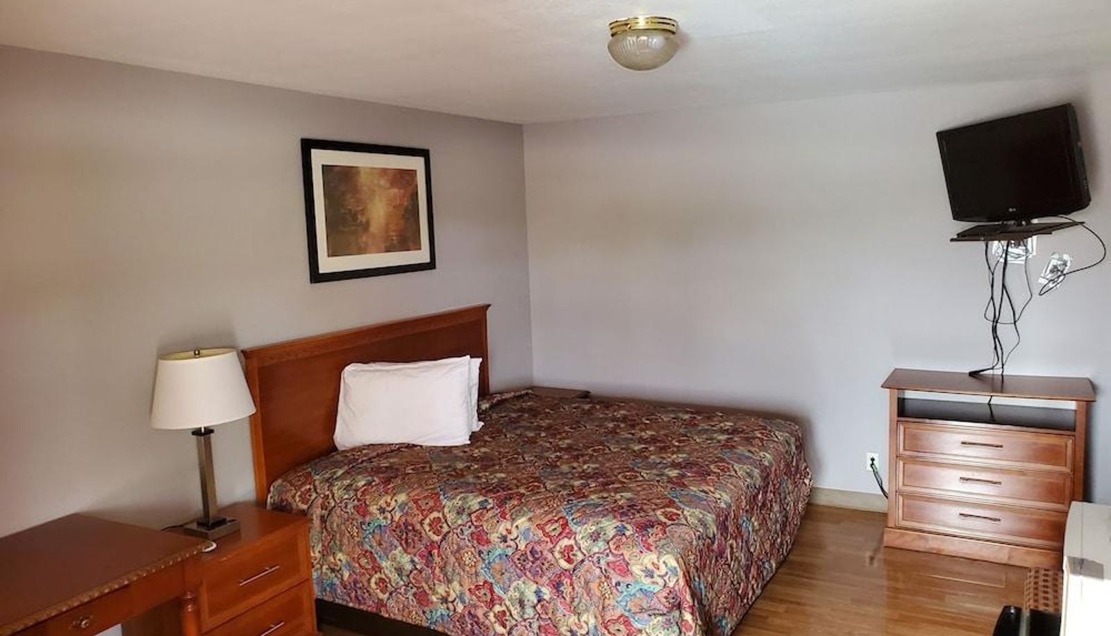 Standard room - Lazy T Motel