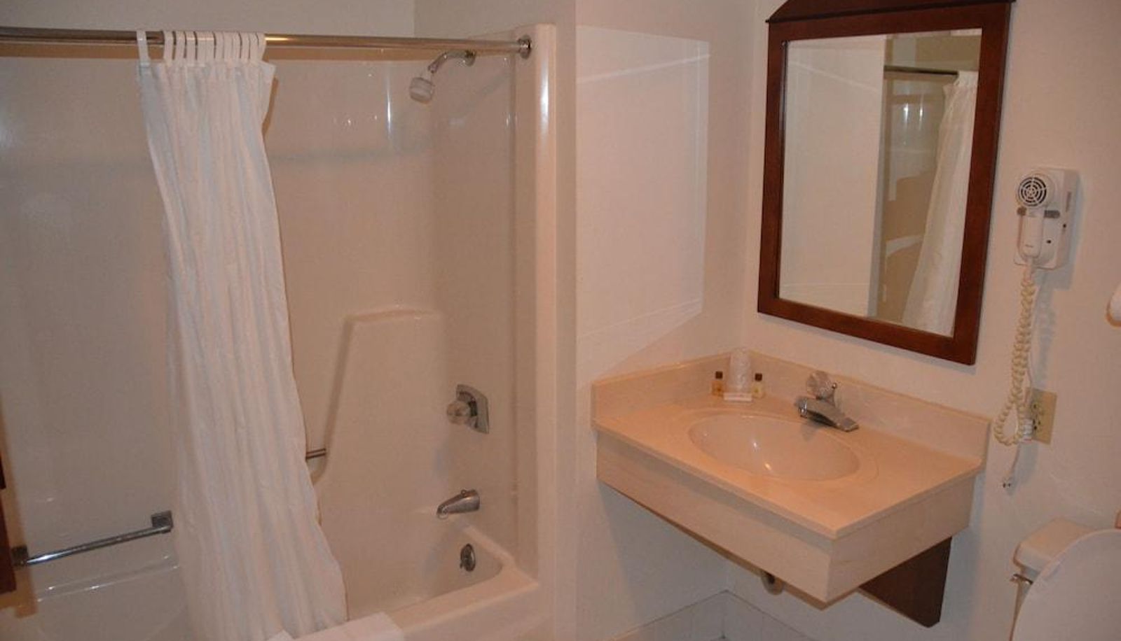 Bathroom - Devil's Head Resort