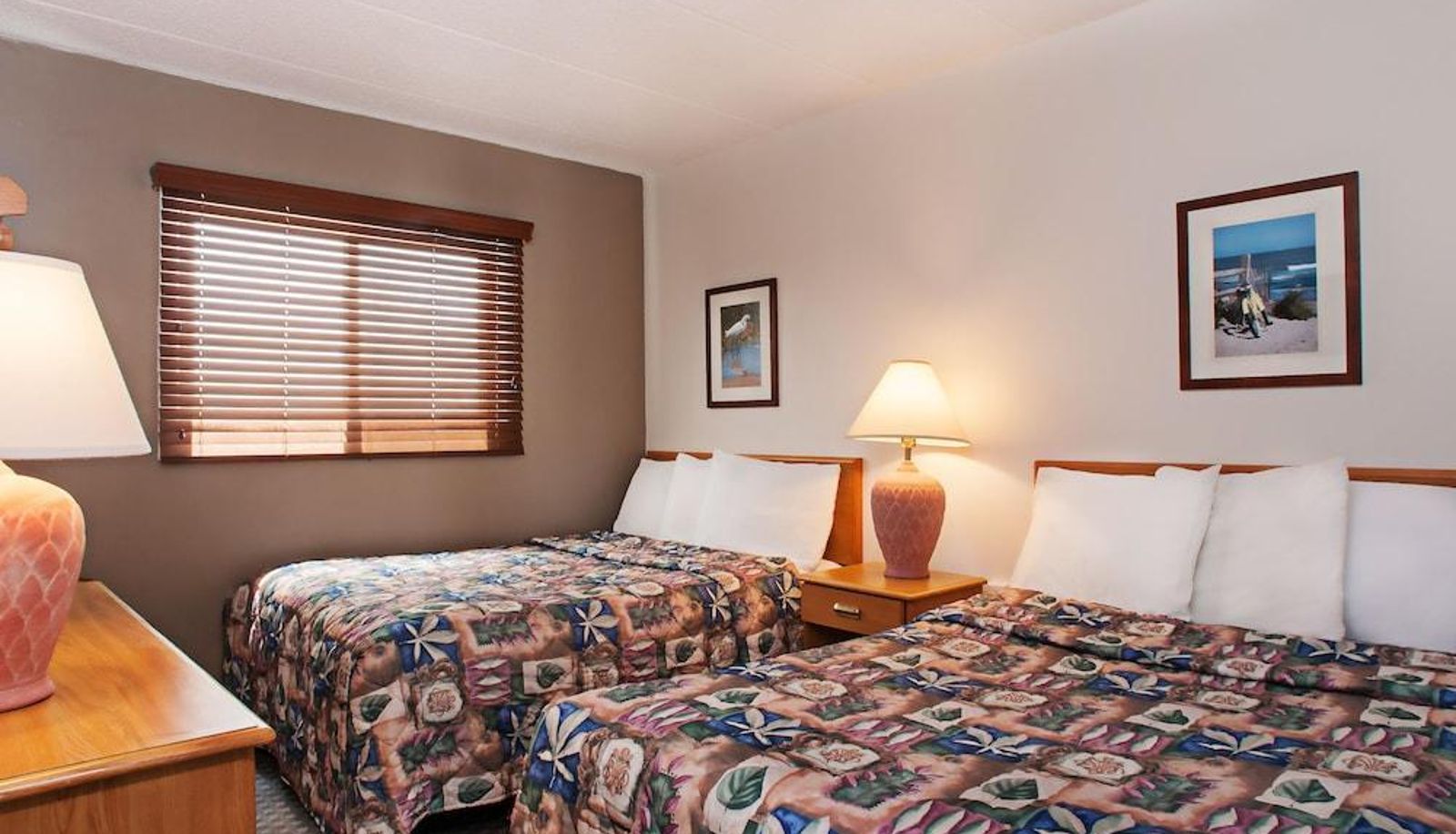 Standard room - Harbor Light Family Resort