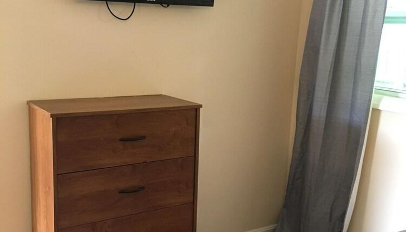 Standard room - Emerald Isle Motel