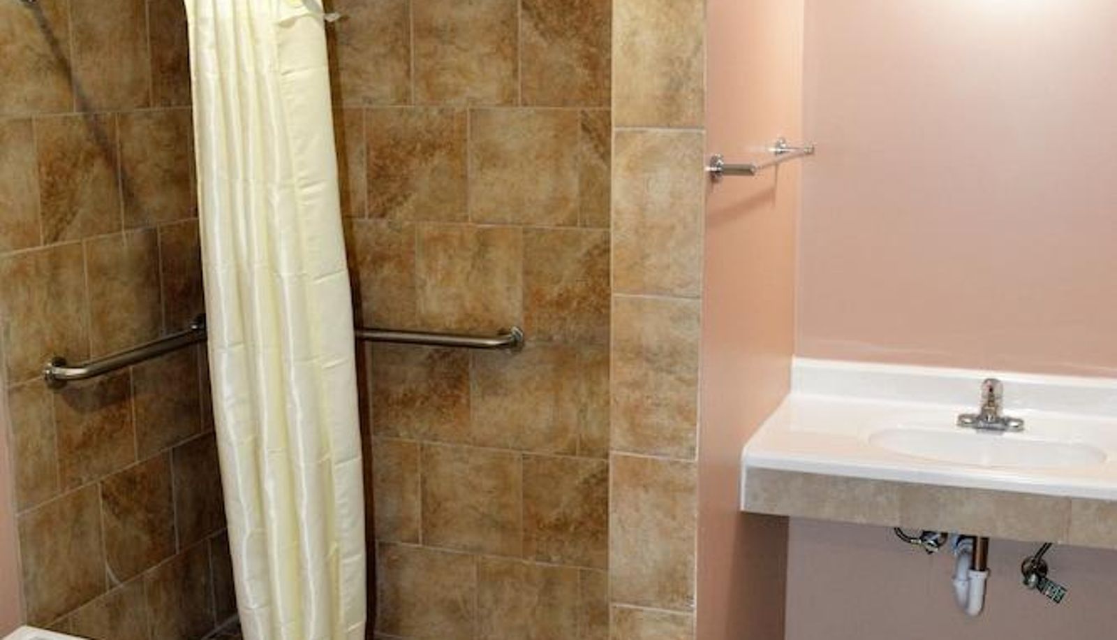 Bagno - Budget Inn