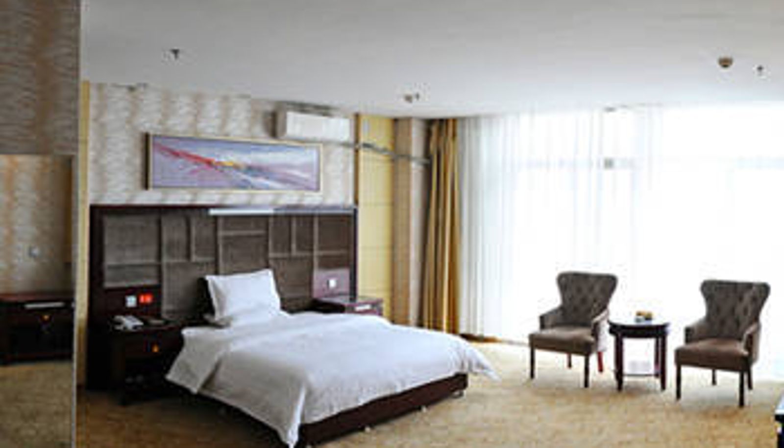 Chambre - 7天商务主题酒店(德州高铁东站店)